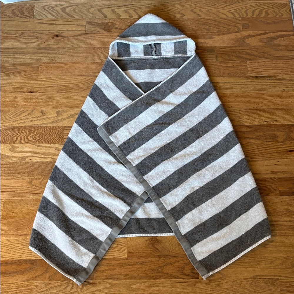 Set of 2 Pottery Barn Kids Striped Kids Hooded Towel - Gray & White